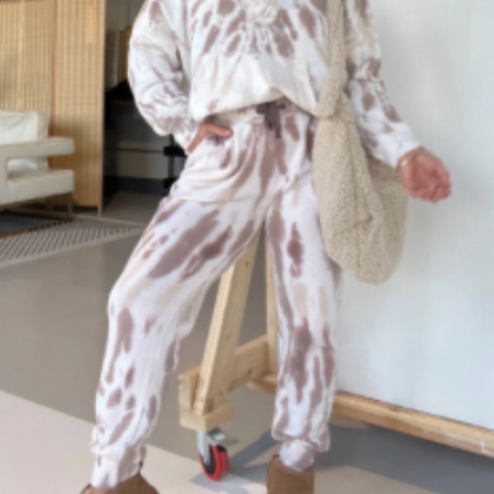 Tie-Dye Lounge Set in Brown and Cream XXL